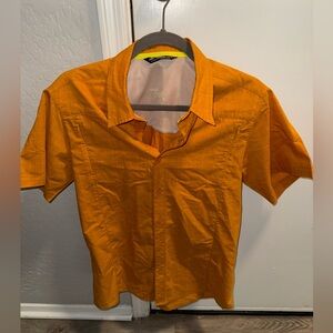 Arcteryx Shirt Men’s Medium Orange Button Up Hike Fishing Camping Gorpcore